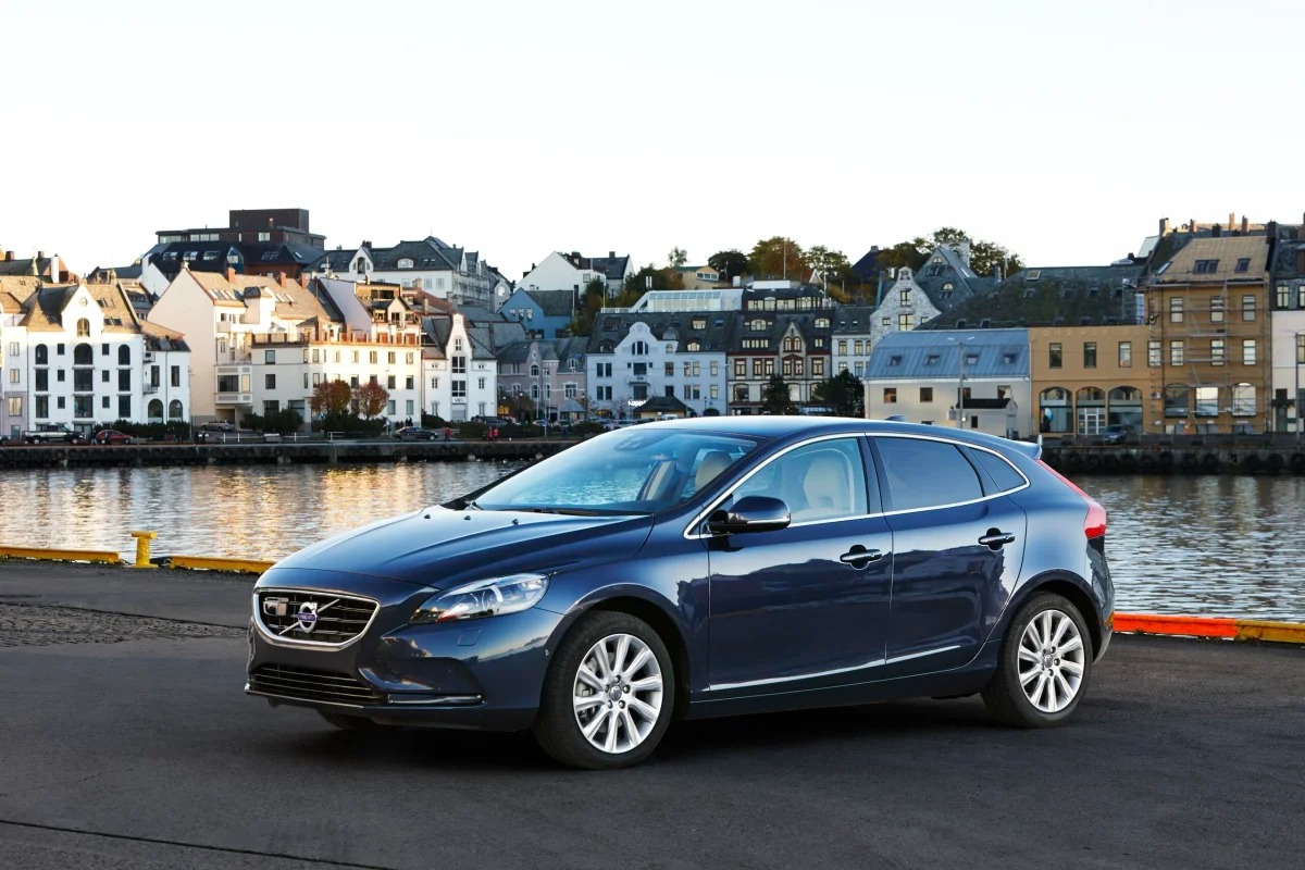 Volvo V40